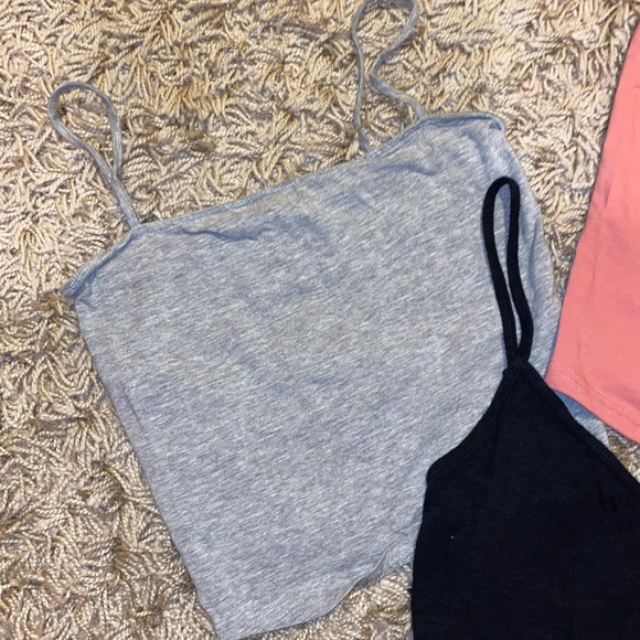 Tank Bundle - 3/$25✨ - Picture 3 of 8